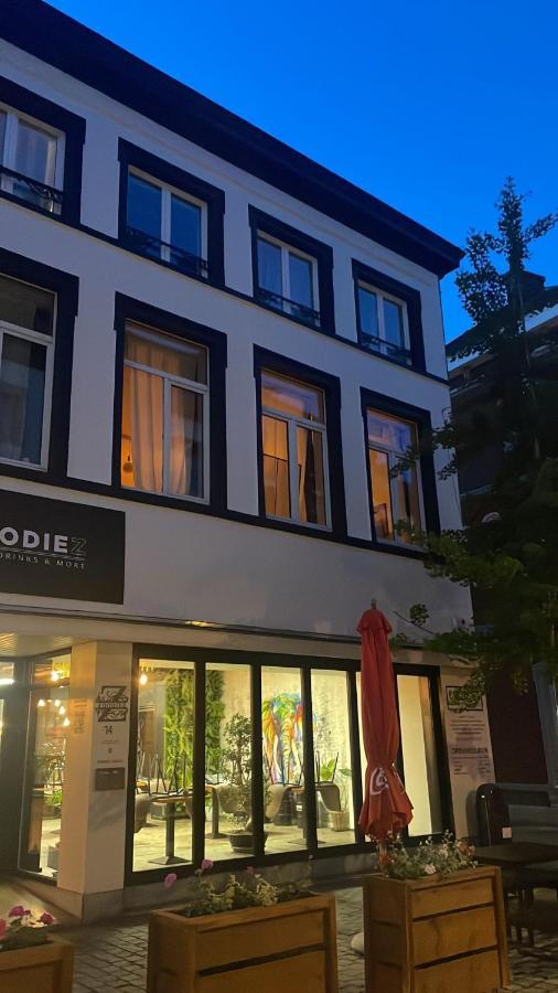 Loogiez Aparthotel Tongeren Exterior photo